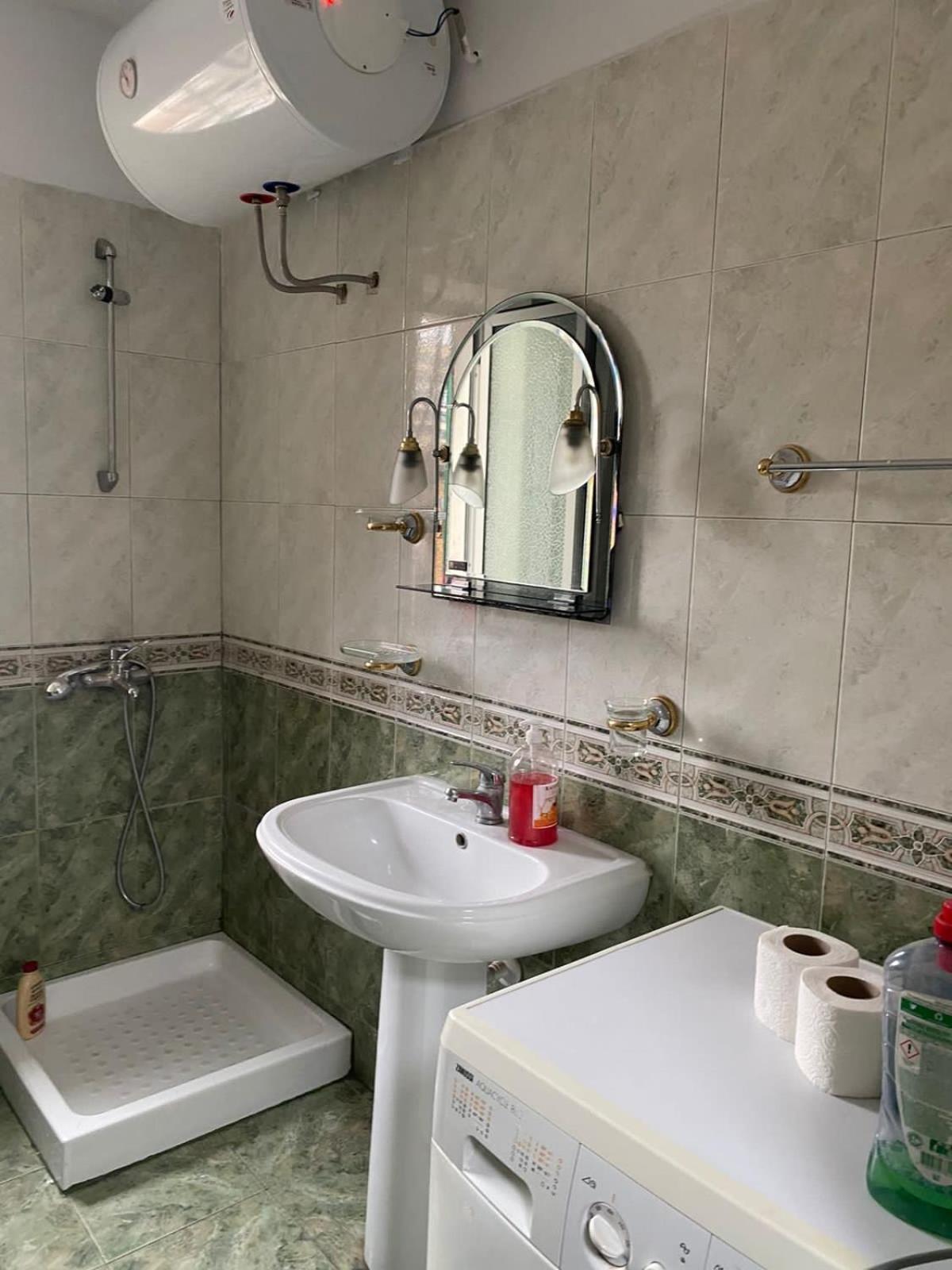 Itan'S Apartments Тирана Екстер'єр фото